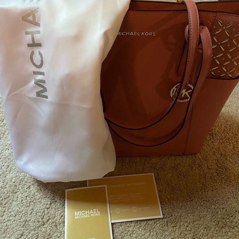 Michael kors shoulder bag